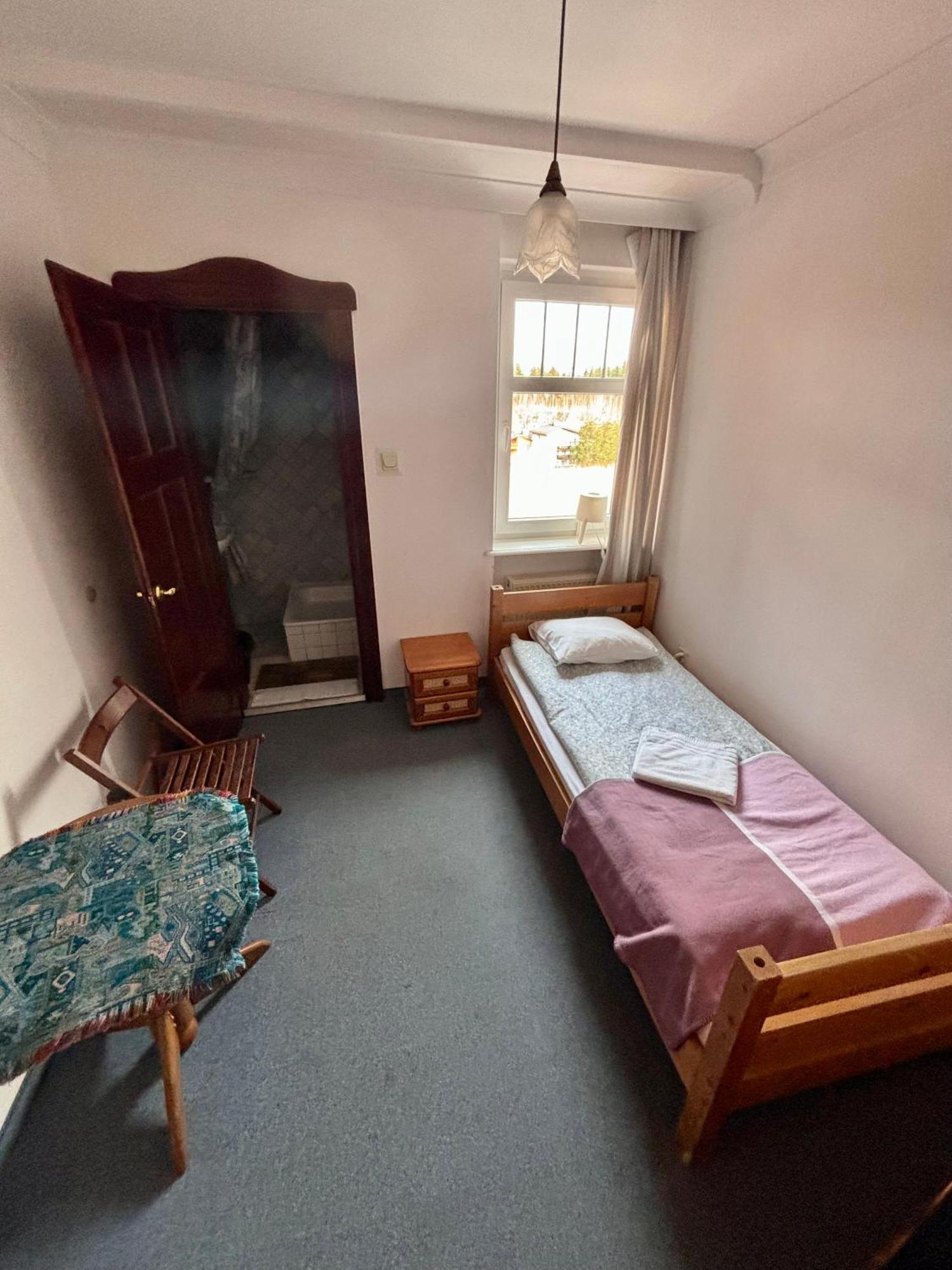 Pod Wiezami Bed & Breakfast *